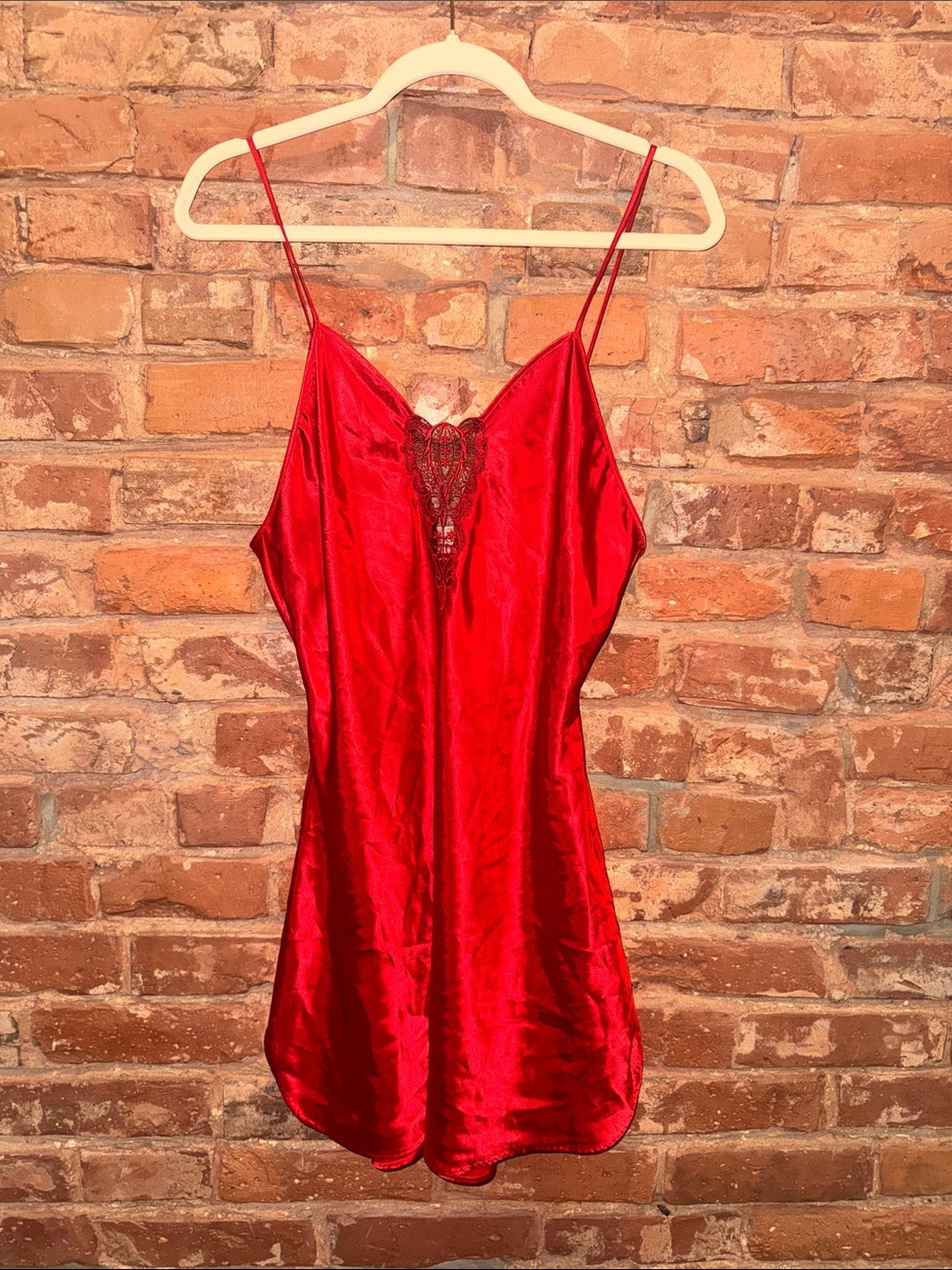 Red night slip